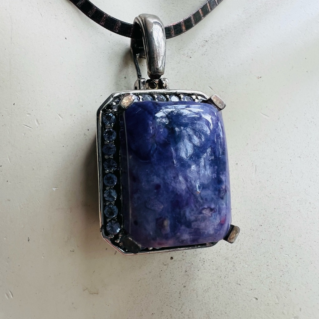 Silver And Purple Gemstone Necklace 66$